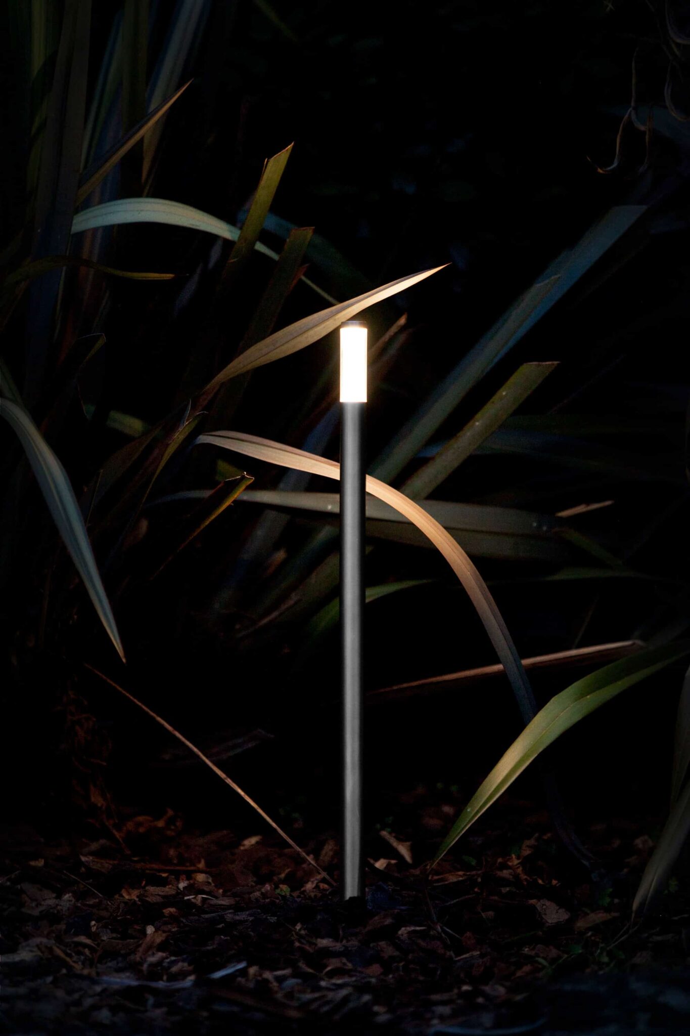 Outdoor Lights - Wayfinder, Path Light, Saber